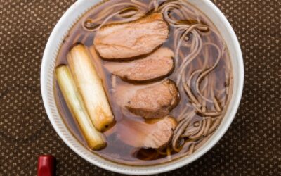 Nouilles soba au canard et au poireau façon Miki