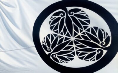 Le kamon : l’emblème familial des samouraïs japonais